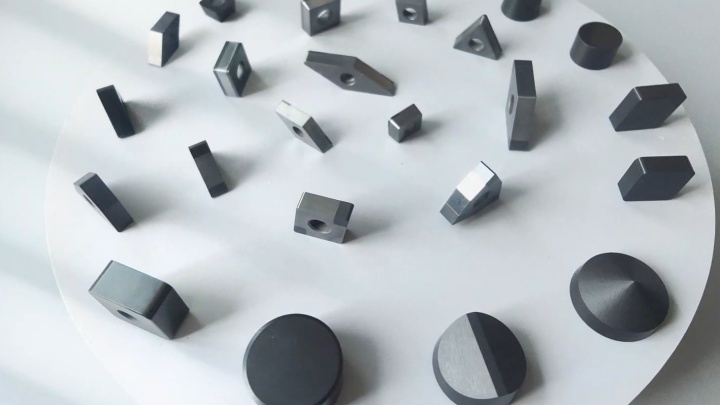 Insert Tools dari Berlt Produk insert tools Berlt