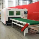 QC-Series-Uncoiling-and-Leveling-Fiber-Laser DXTech